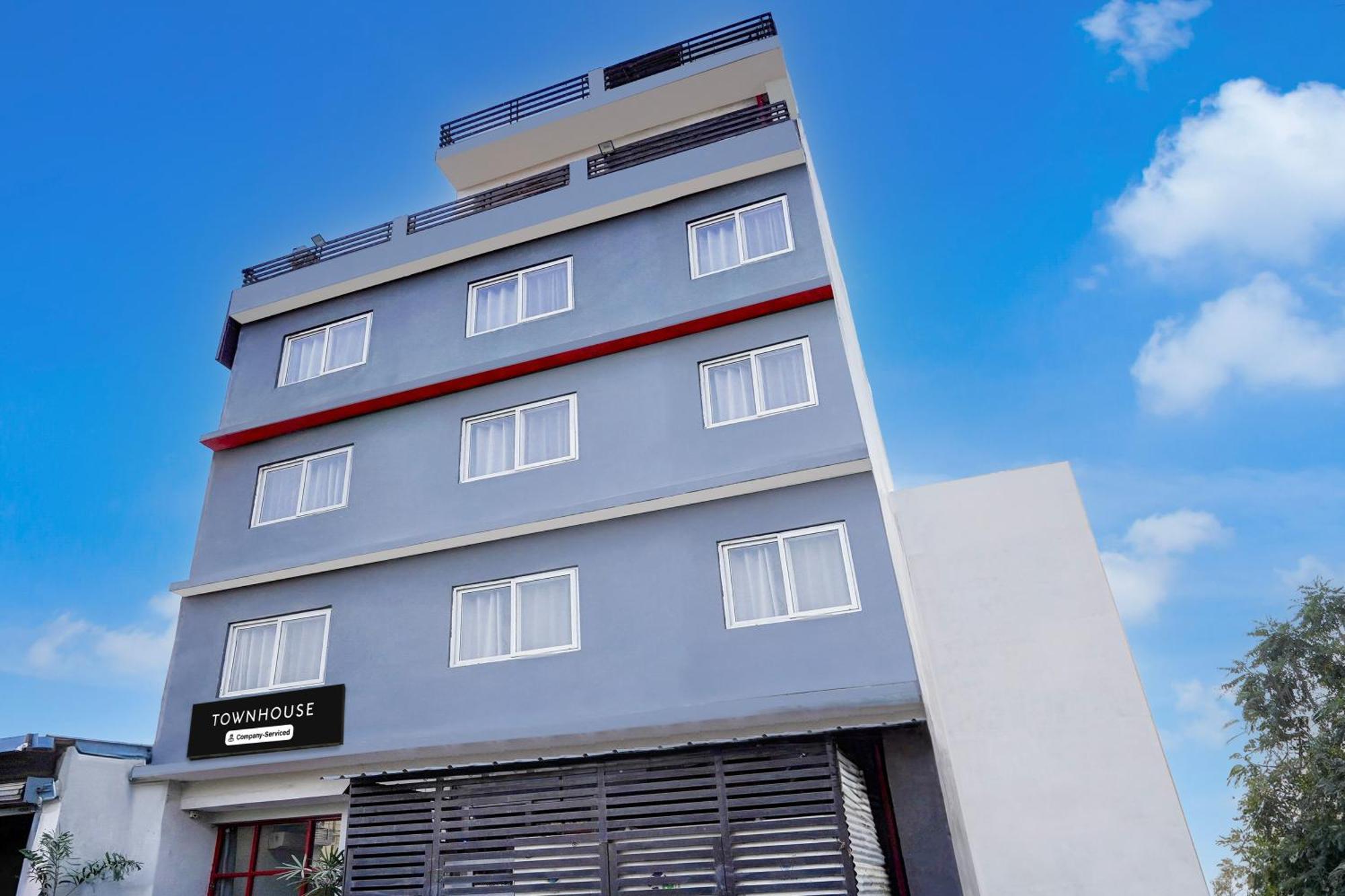 Super Townhouse Gomti Nagar Sector 6 Near Ekana Stadium Lucknow Exterior foto