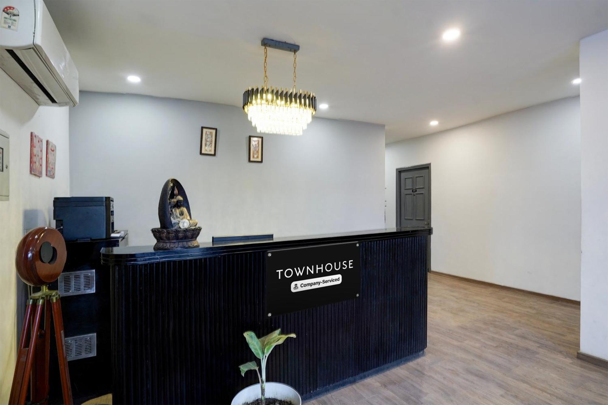 Super Townhouse Gomti Nagar Sector 6 Near Ekana Stadium Lucknow Exterior foto