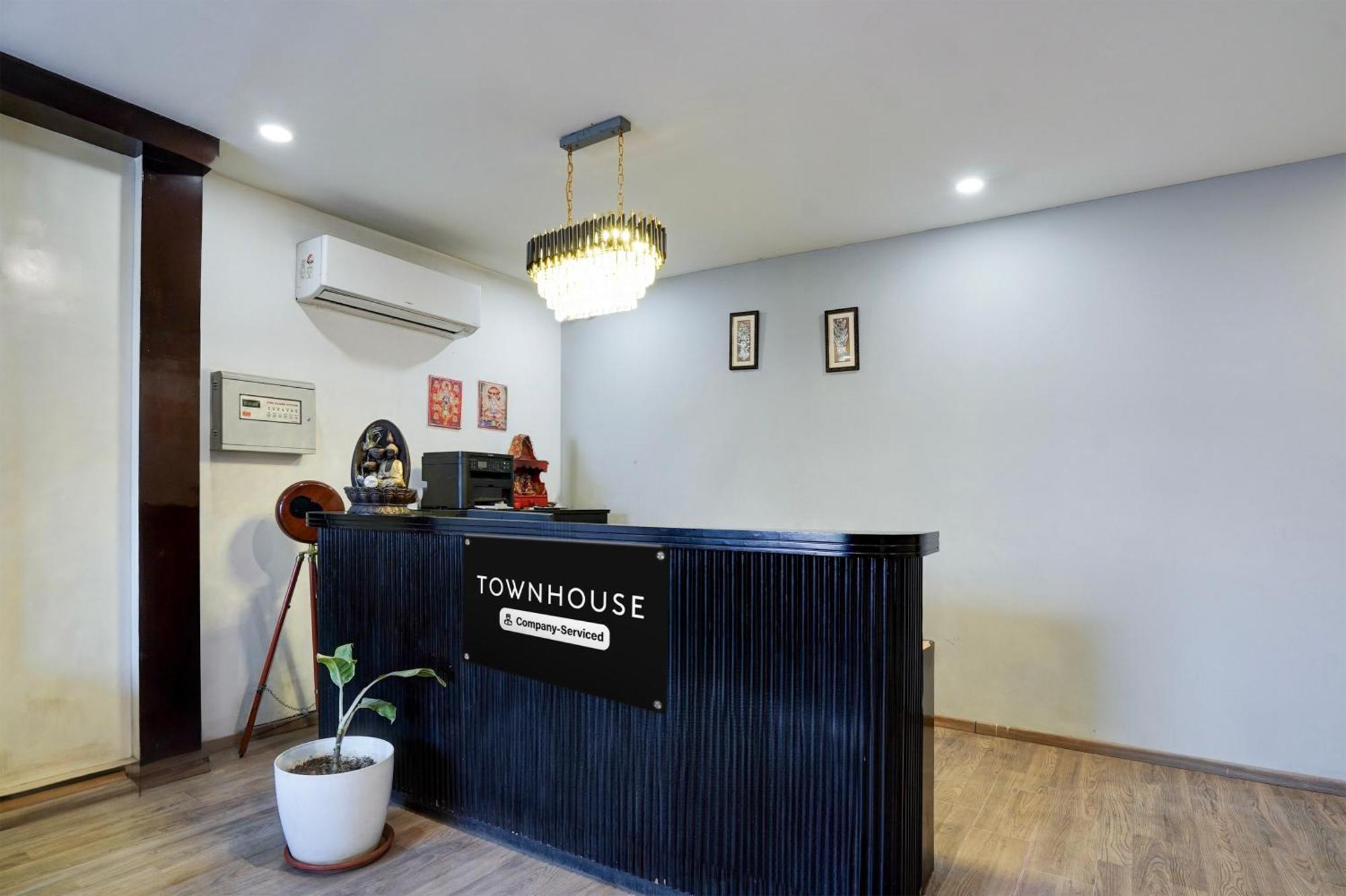 Super Townhouse Gomti Nagar Sector 6 Near Ekana Stadium Lucknow Exterior foto